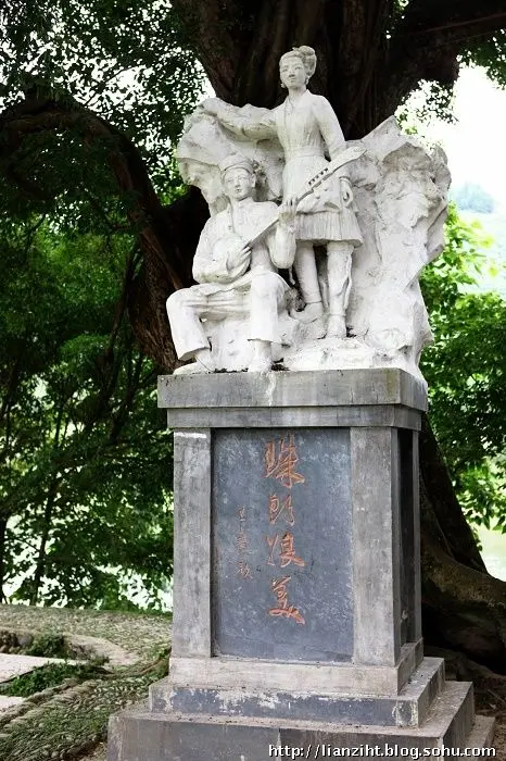 月芽姐姐Q的主播照片