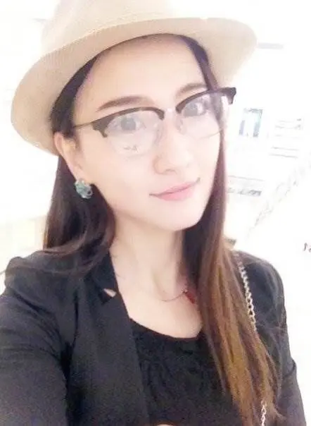 连少爷的主播照片