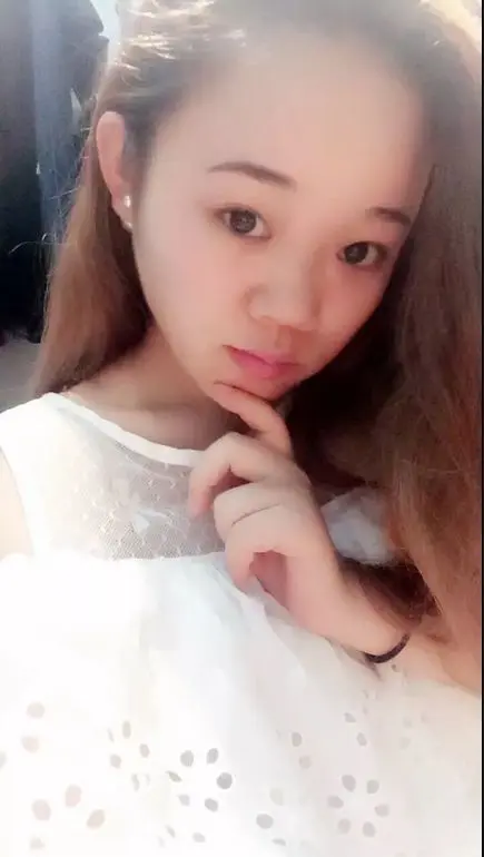 感冒停播一天的主播照片