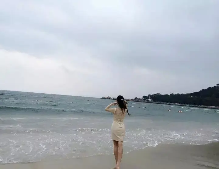 海天佳佳-安静唱歌的主播照片