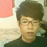 看那孩子疯了゛