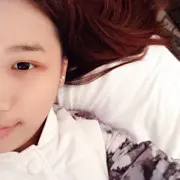 瑟菲。