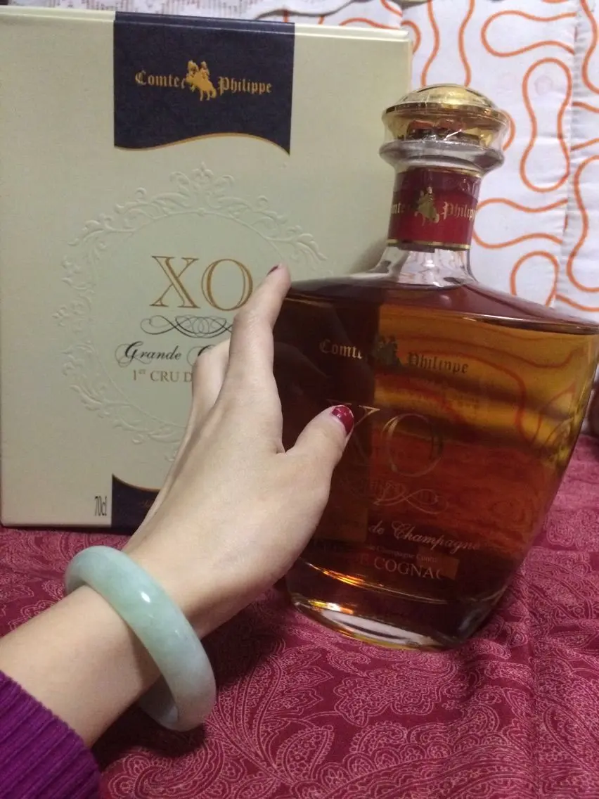百股精的主播照片