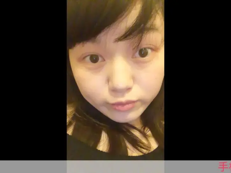小灵妞的主播照片