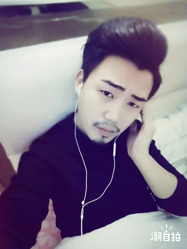 MC小胡子的主播照片
