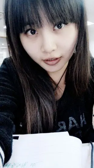 ★‥⊱訫偌湘兮⊰❤☆的主播照片