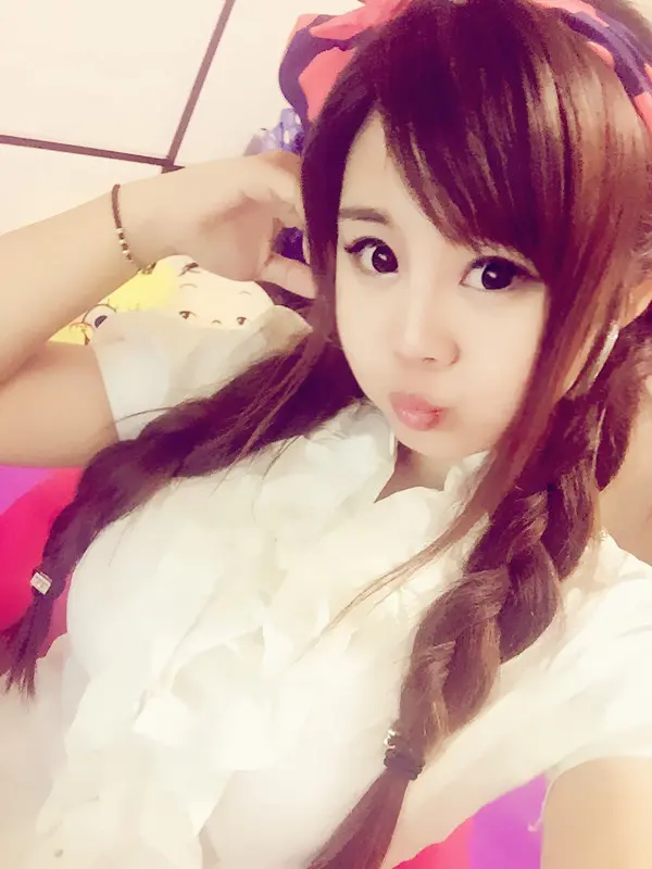 ღ小石头呀的主播照片