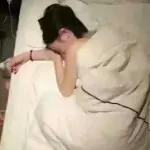 ぺ静静的听唱歌