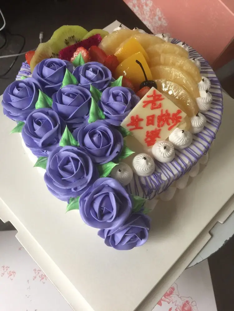 @糕点盈盈升级困难户的主播照片