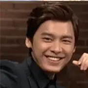 凸-咸蛋超人