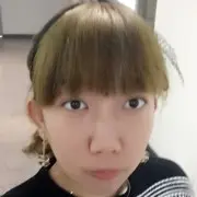 小白唱歌爱跑调