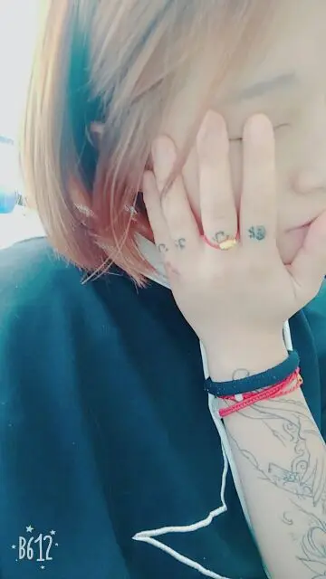 魔女放肆玩的主播照片