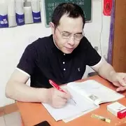 吴洪(自由誉稿、讲师