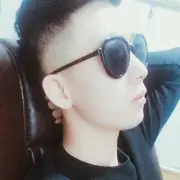 小锕鹏。