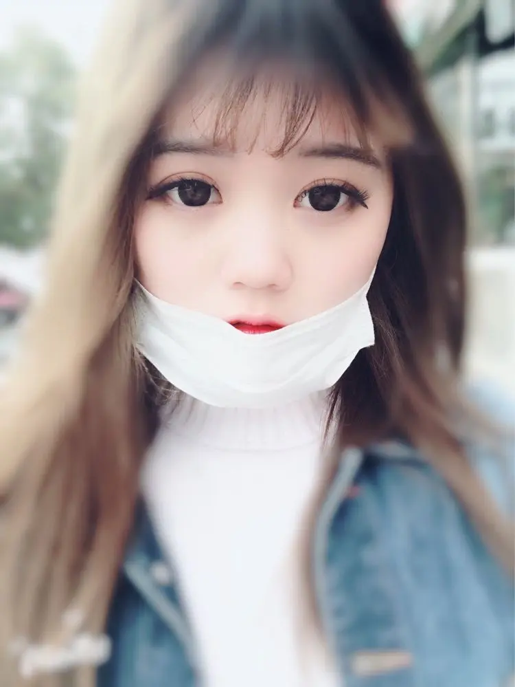 557992556的主播照片