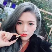 小薇薇，，，