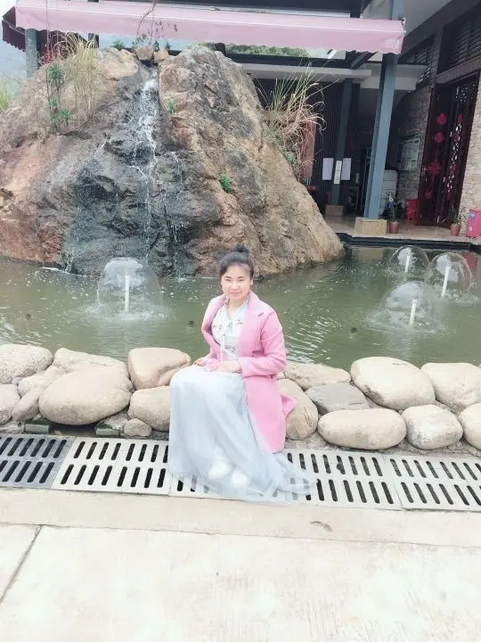 凉月玫瑰的主播照片
