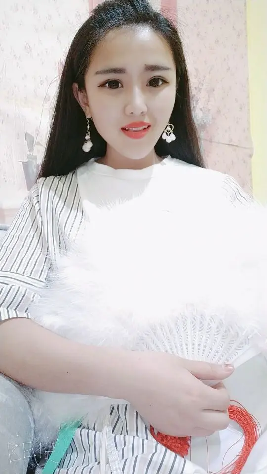 我怎么这么好看哈哈的主播照片