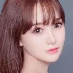 ︶￣❀安妮♡可乐❀