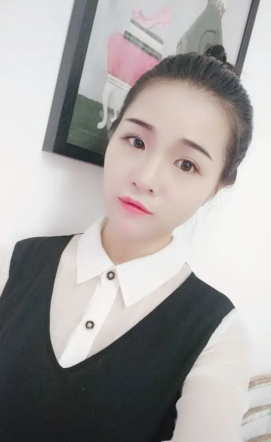 菲儿呢的主播照片