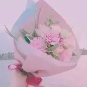 一依吖