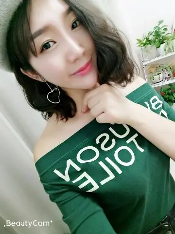 我是小蕾呀的主播照片