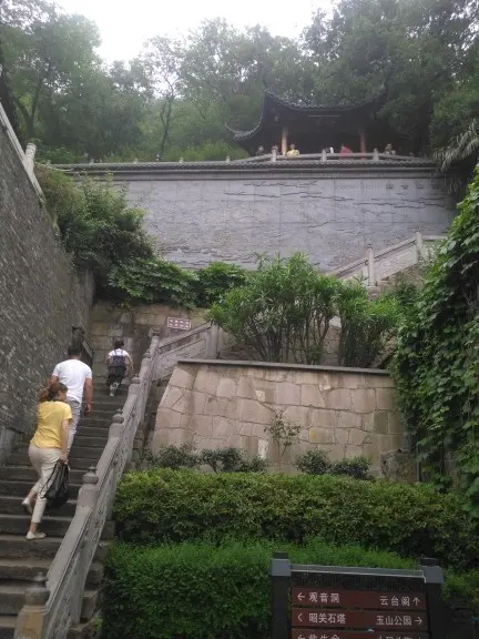 红豆大哥哥的主播照片