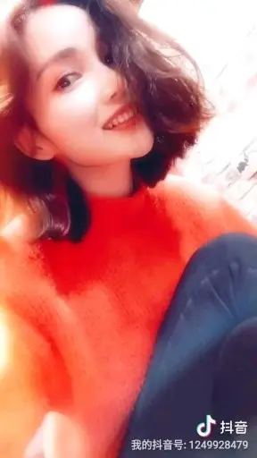 坚强是为了掩盖脆弱