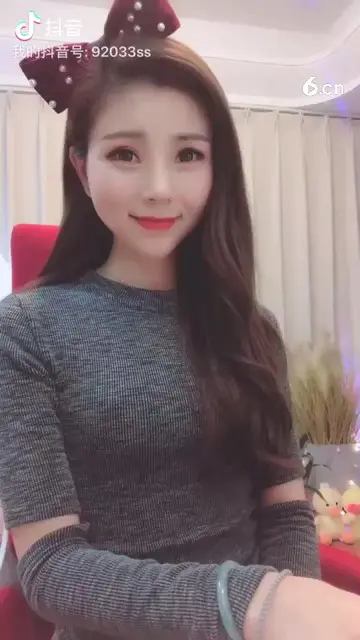 被打傻了😄