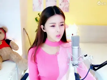 8886