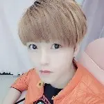 荣耀小哥。