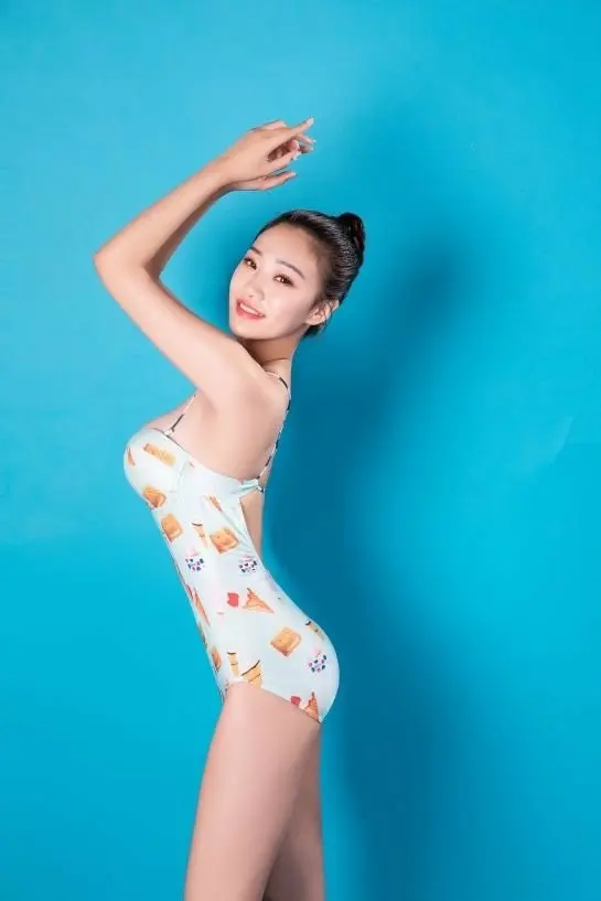 为长发而来再看美沟的图片