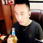 妮的贴身闺蜜