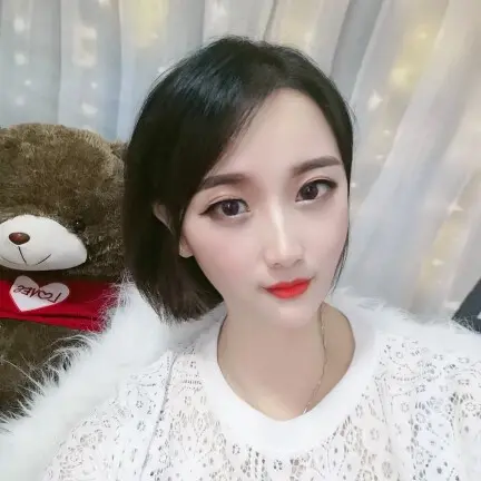 小黛西吖的主播照片