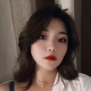 郝温柔.