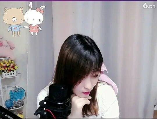 行走少女梦的主播照片