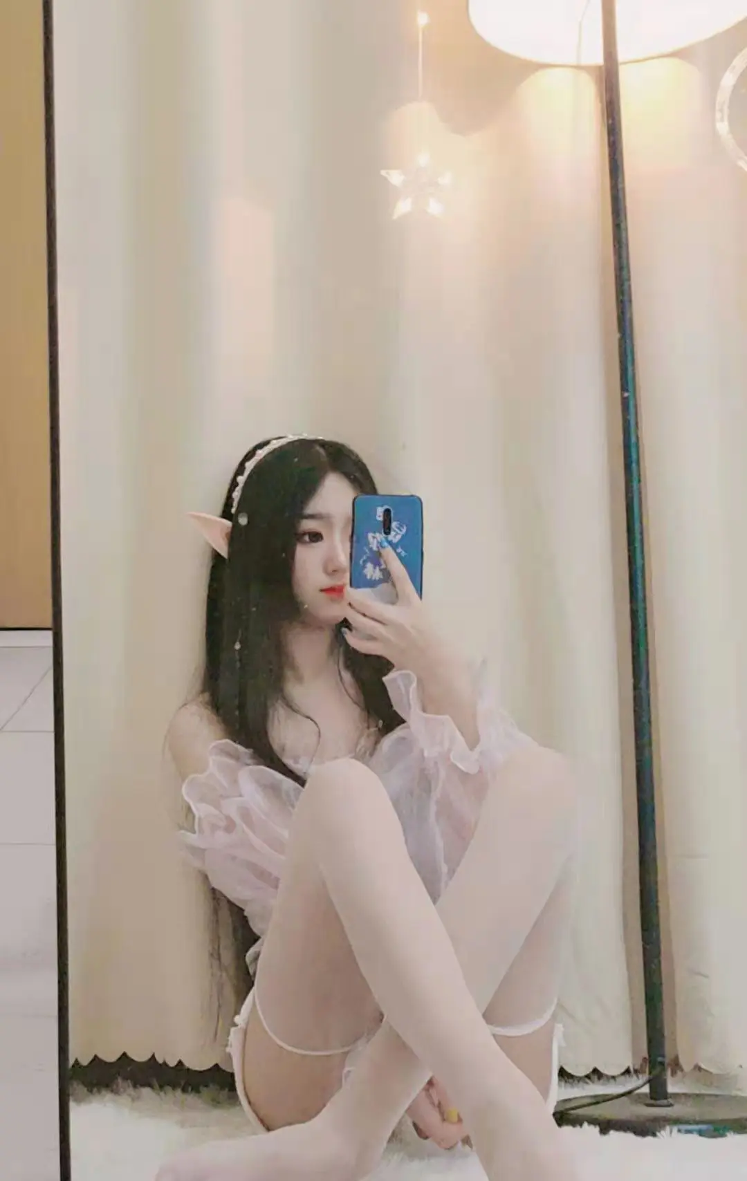 婷妹暂休的主播照片