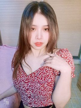 萌萌不圆深夜话聊主播照片