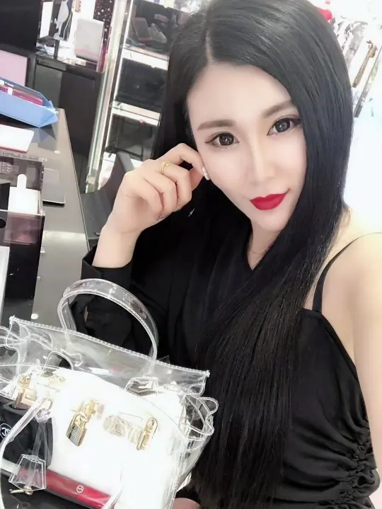 有你在才完美的图片