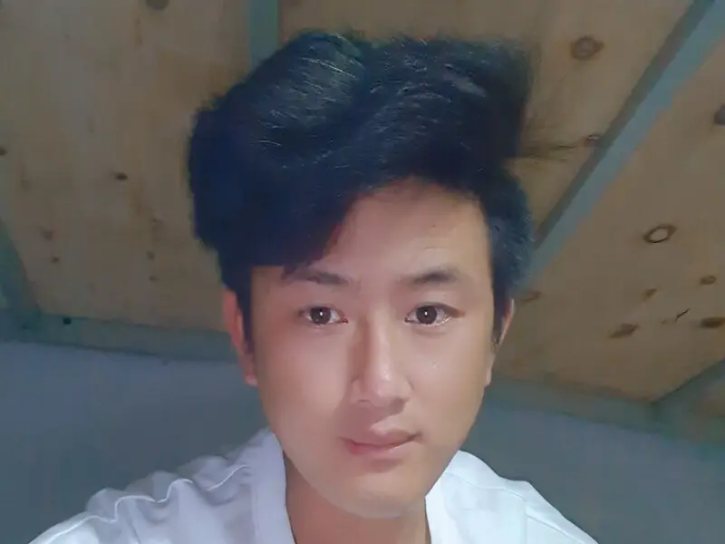凉笙576的主播海报
