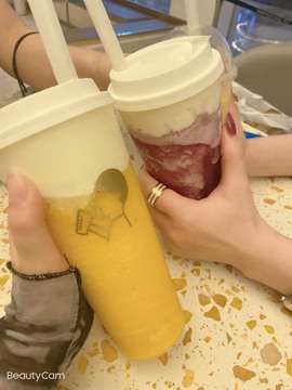 小蝶👑播～的图片