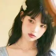 莉莉呀！