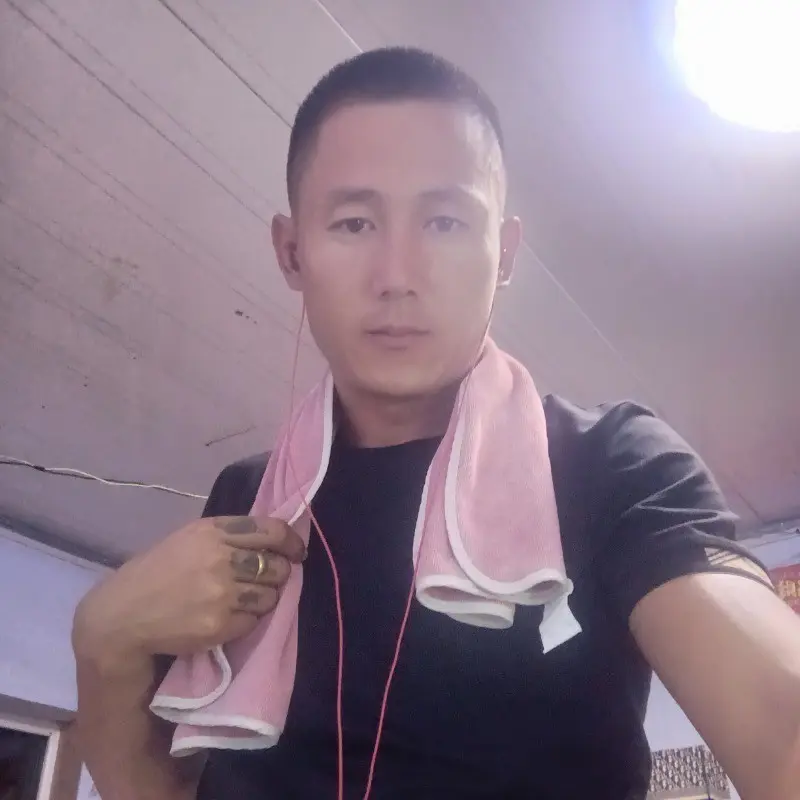 于老板。的主播海报