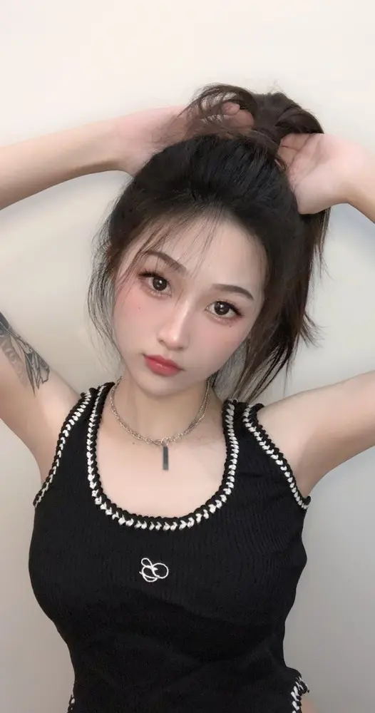 一盒奶七的主播照片