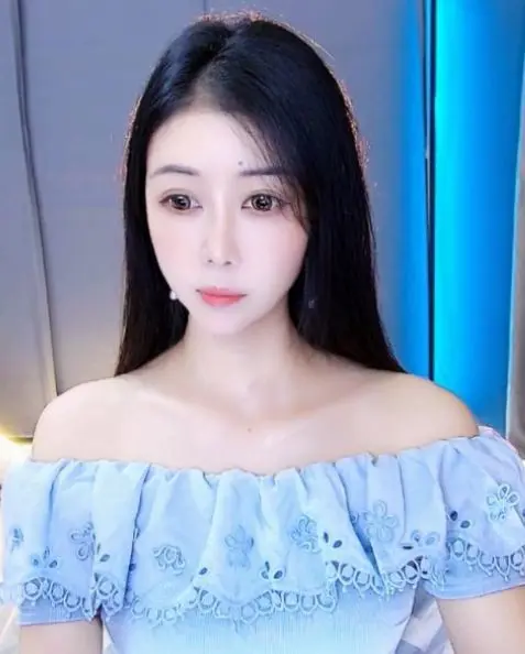 小奶猫谢谢哥哥们的主播照片