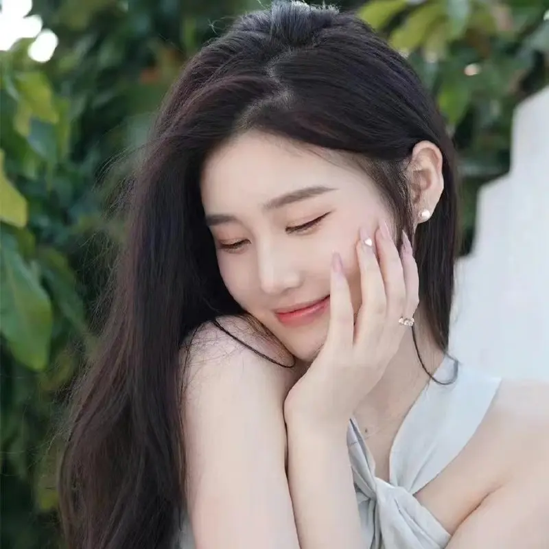 思佳佳佳