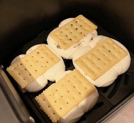 叫我靓仔呀的图片