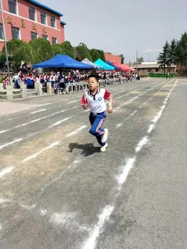 主动给的偏爱与施舍的图片