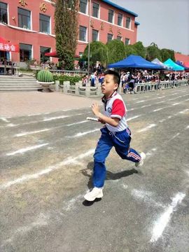 主动给的偏爱与施舍的图片