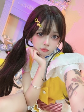 本本爱吃糖🍬主播照片